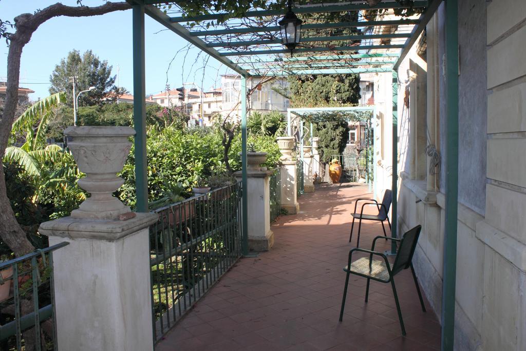 Villa Manasse Aci Castello Rum bild